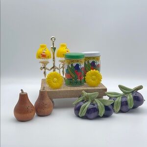 Curated Country Themed Collectible Salt and Pepper Shakers Lot of 5‎ Sets